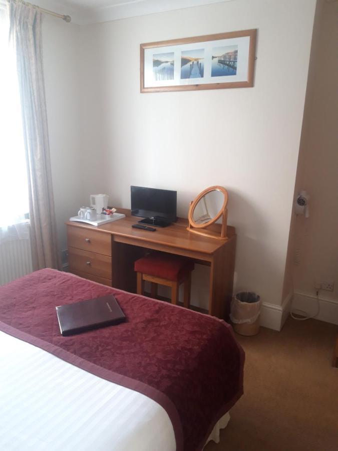 The Berkeley Guesthouse イーストボーン エクステリア 写真